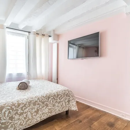 Charming Flat Montorgueil * Parigi